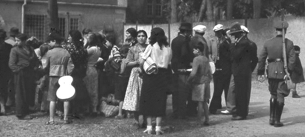 Rounding-up Romanies
                                              ("Gypsies"), May
                                              1940